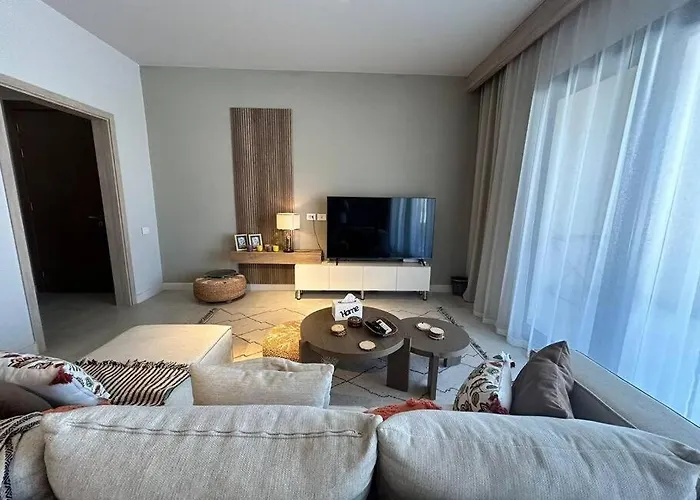 Fanadir Marina 2br Gf • Stunning View *