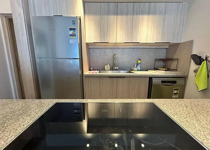 Fanadir Marina 2br Gf • Stunning View *