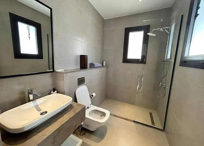 Fanadir Marina 2br Gf • Stunning View Apartment *
